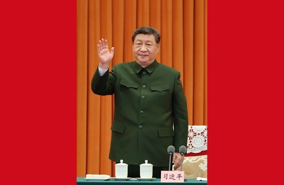 习近平春节前夕慰问部队 向全体人民解放军指战员武警部队官兵军队文职人员预备役人员和民兵致以新春祝福