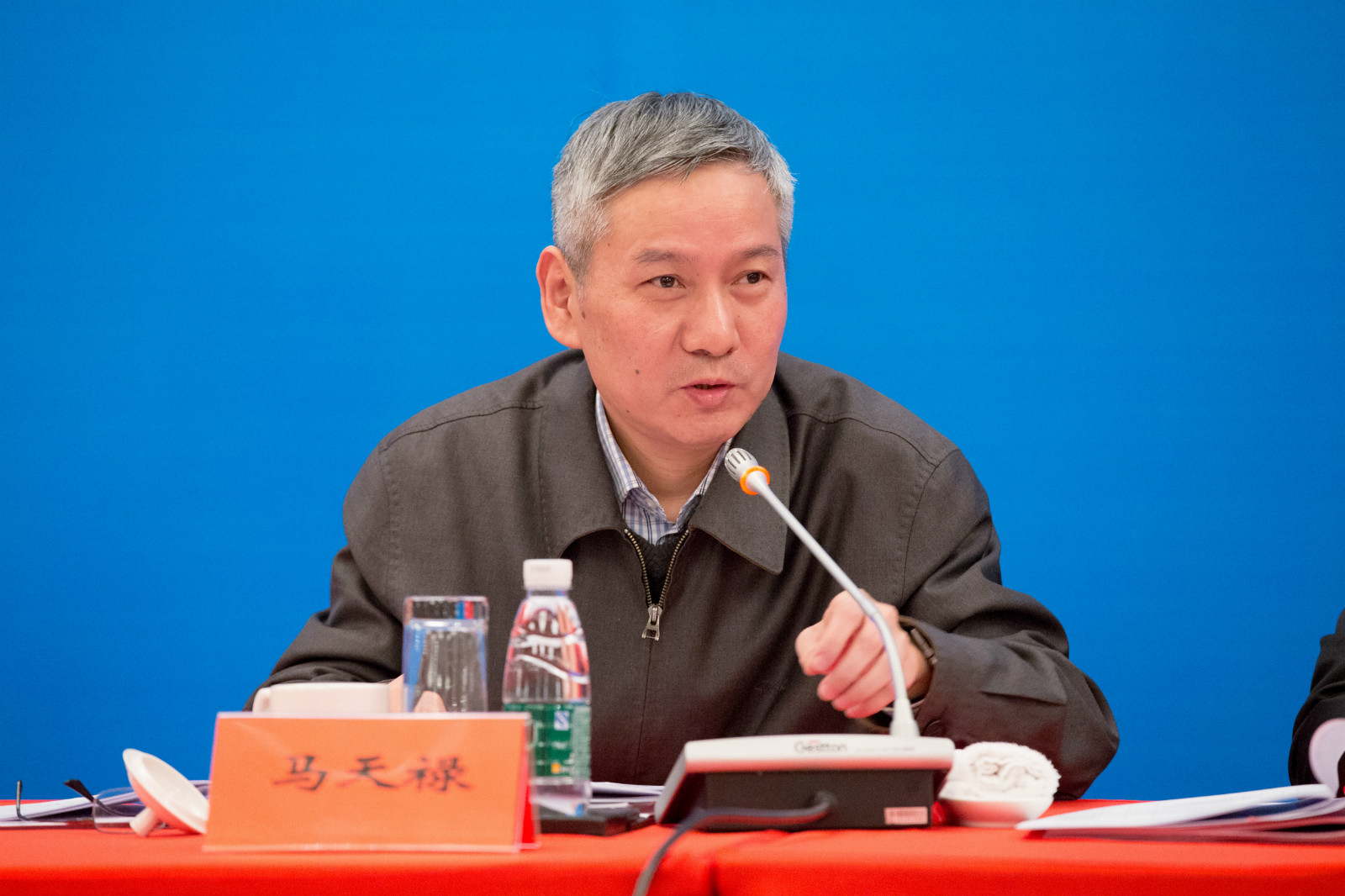 省联社第二届社员大会第九次会议暨全省农村信用社工作会议在长沙召开