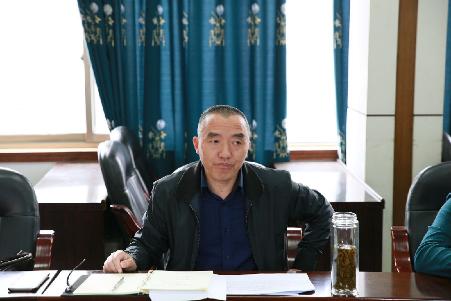 娄底办事处党组书记主任朱韶光到冷水江农商行开展督查